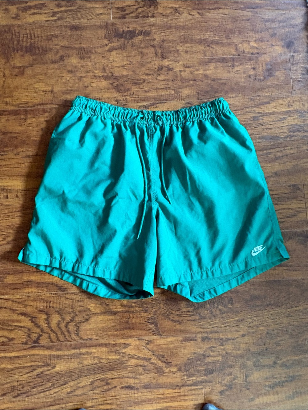 Nike Green Running Athletic Shorts Mesh Lined Y2K Style